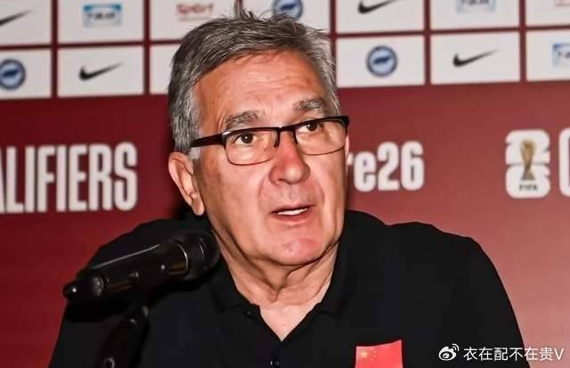 马德兴：我们国足现在需要年轻务实的主教练，不用名气太大！