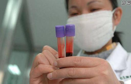 辨认出女儿愈来愈Deoria自己，母亲该怎么做？上面一招帮你答疑破惑！