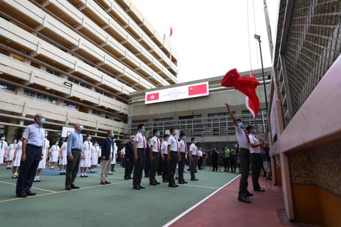 香港国安法落地的第一天，听听香港人最真实的声音！