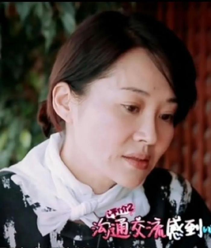 宋祖儿领证结婚？baby被叶珂取代？李现Elle救场？娜然照着热巴整？