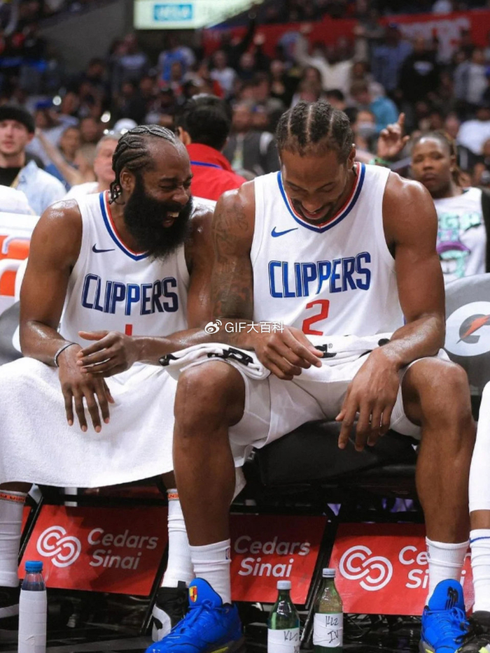 小卡带队场均32.1分，一节打花篮网！快船狂胜37分，近18战15胜