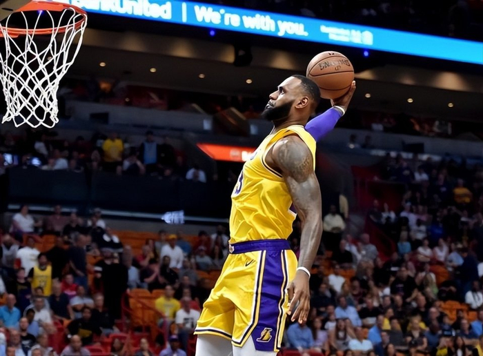 哈登：我4次单场60分，乔丹：我5次，他：都让一让