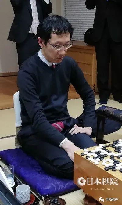 井山裕太4比2击败河野临 达成棋圣八连霸追平小林光一纪录