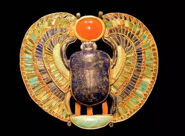 圣甲虫又名“屎壳郎”，为何古埃及人对圣甲虫极其崇拜?