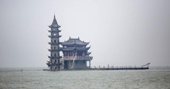 中国最“牛”建筑：淹没水中1000年没损毁，每年仅出现一次！