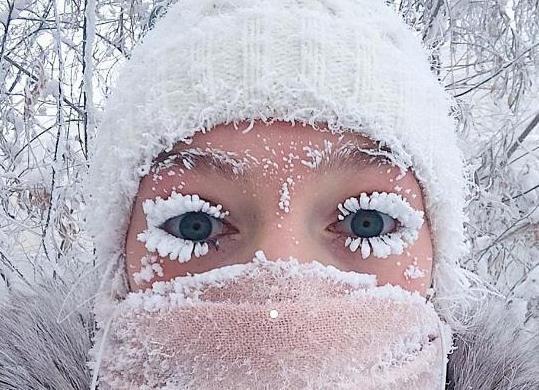 地球最冷村庄：年均温-30℃，平均寿命却超百岁，上厕所都要带棍