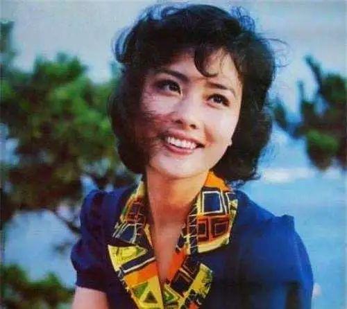 老戏骨杜志国：65岁娶三任妻子，又被曝出轨，脸面丢尽太难看