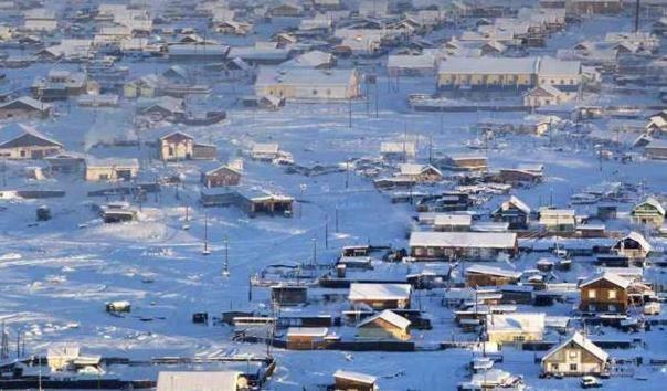 地球最冷村庄：年均温-30℃，平均寿命却超百岁，上厕所都要带棍