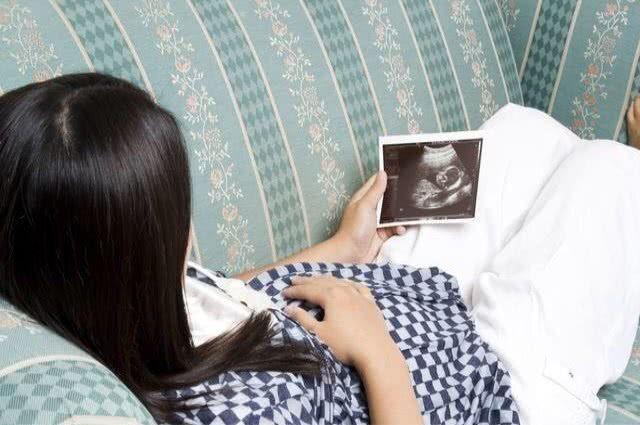 临产前一周，孕妈几点还是要注意，和胎宝的生产有关