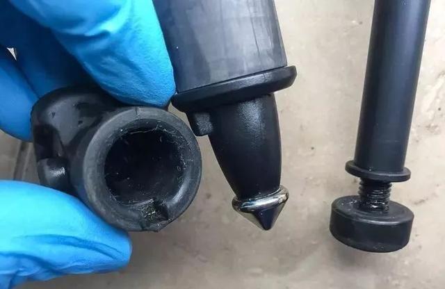 想让你的三脚架更“长寿”吗?给它好好洗个澡吧