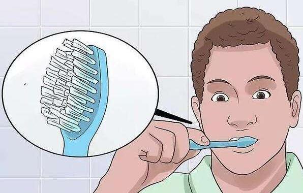 每天只刷一次牙和刷两次牙，多年以后，身体会出现这些差别！