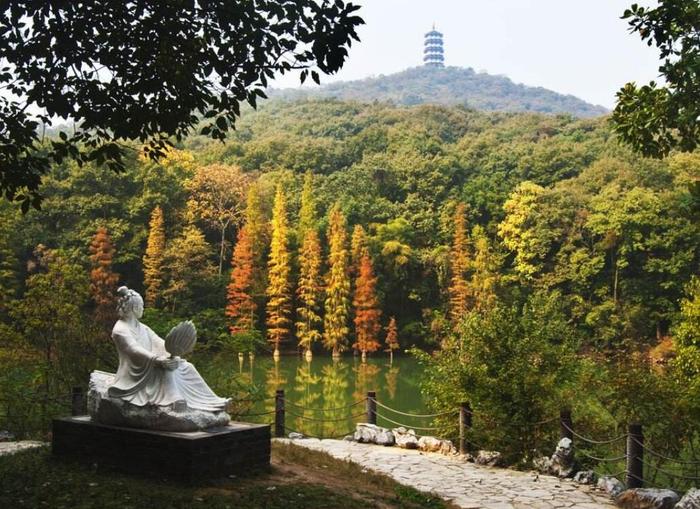 襄阳首个5A景区古隆中，诸葛亮曾在此躬耕务农的隐居地