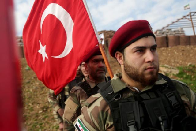 土耳其收编5万叙利亚叛军，授予叙利亚叛徒少将，送多位妻子拴住