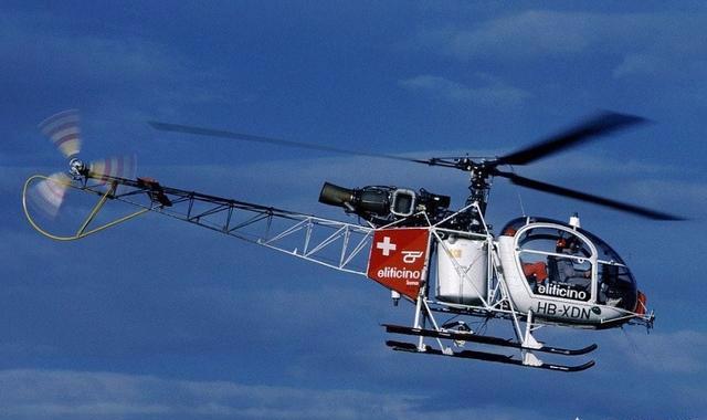 直升飞机最高能飞多高？ 最多载重吨位？