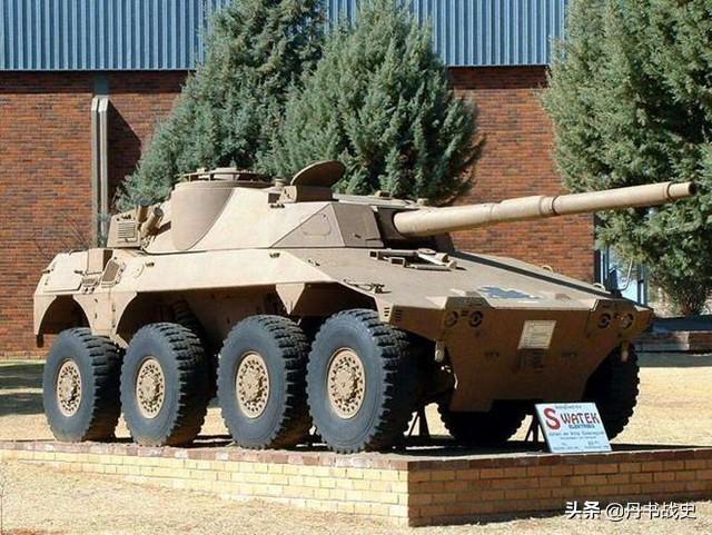 南非山猫装甲车，安装76毫米炮，为何T-62见了它都要小心？