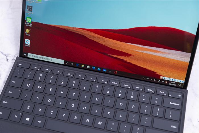 微软Surface Pro X测评：为什么说这是一款具有未来感的笔记本？