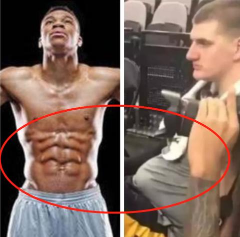 有一种对比叫约基奇腹肌VS字母哥腹肌！同是NBA球员身形差距大