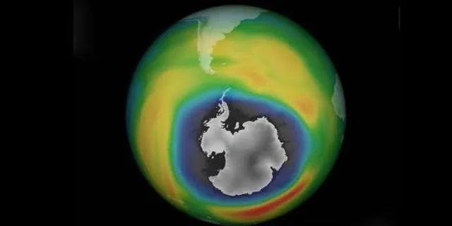新冠病毒正在修复南极上空被戳破的3000万平方公里空洞？错了