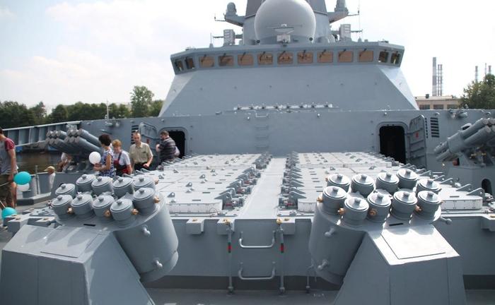 俄军布置新型护卫舰，高超音速导弹可瞄准美军基地。