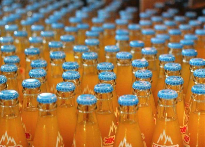 曾经打败可乐的中国汽水：67年来屹立不倒，巅峰时年销量超3亿瓶