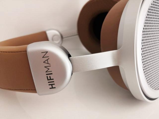 是头戴耳机还可以秒变蓝牙耳机？HIFIMAN DEVA实力圈粉