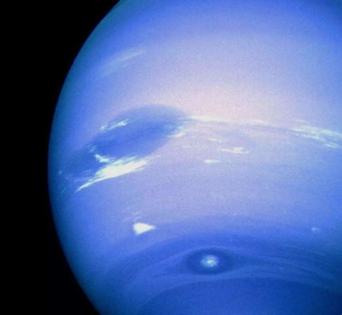 海王星上有无穷无尽的钻石海洋，可惜无法获得，只能望洋兴叹
