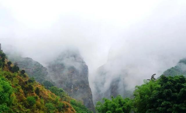 去大理石门关吸氧：泡温泉数星星 私藏的野奢秘境