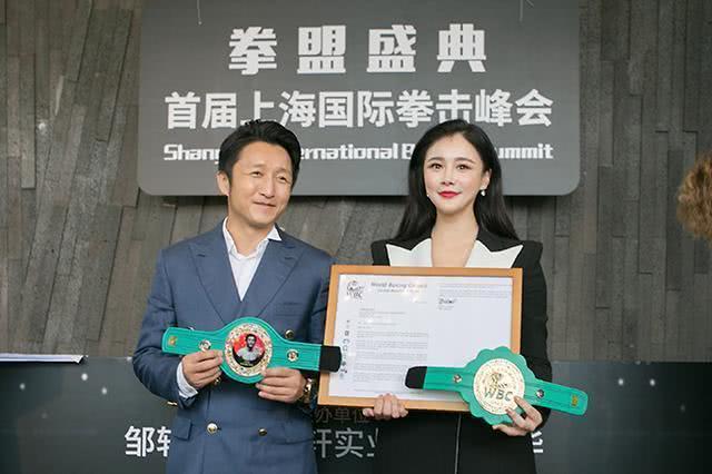 邹市明曾弃100万战奥运，7年前职业拳击首秀，4回合获胜华丽转身