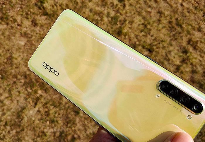 多款高颜值5G手机盘点，其中vivo S6最适合时尚潮拍的年轻人