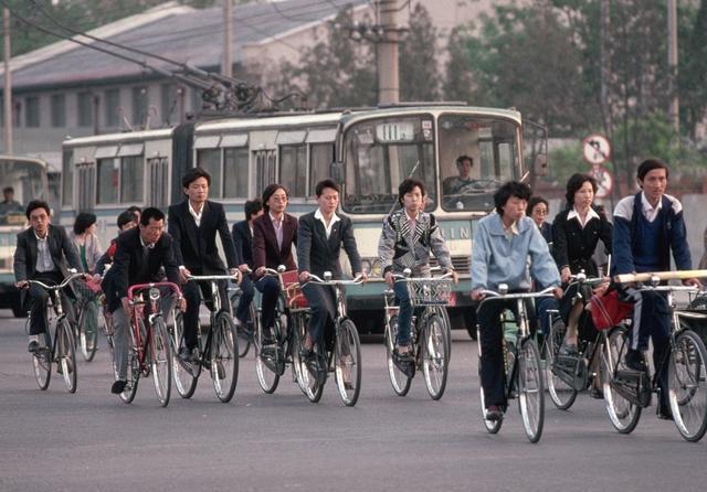 80年代的永久牌自行车，一辆价值160元，相当于现在的多少钱？