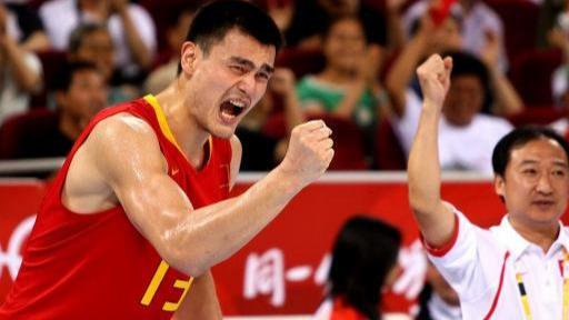 中国男篮史上最强阵容！郭艾伦无缘最佳控卫，大前锋2人难分高下