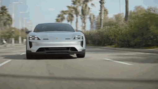 电动汽车为何提速辣么快，3D动画直观展示其工作原理