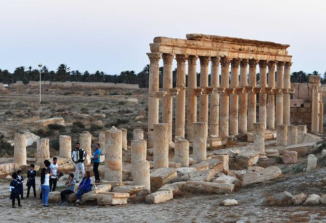 “火烧圆明园”重现叙利亚：上万文物被盗，有的历史甚至已5000年