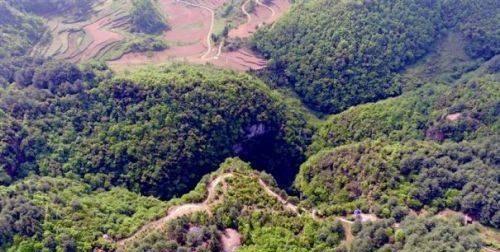 贵州与云南四川交界地有一个旅游景区