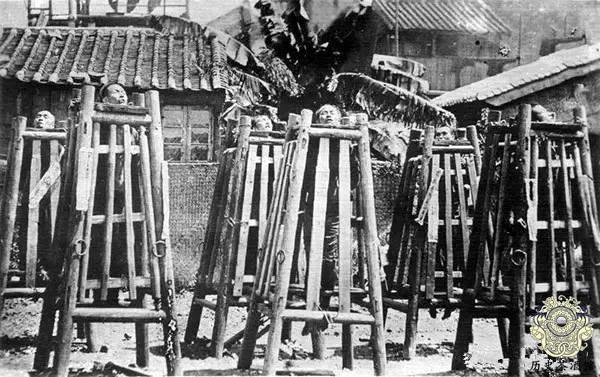 直击义和团成员被处决现场:号称“刀枪不入”，被钝刀行刑很残忍