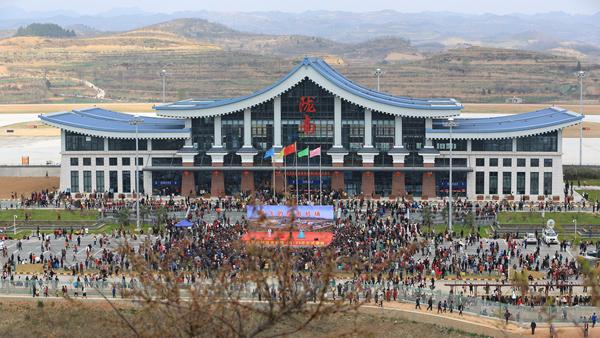 甘肃省内新建机场中填方最高、挖填方最大的机场——陇南成县机场