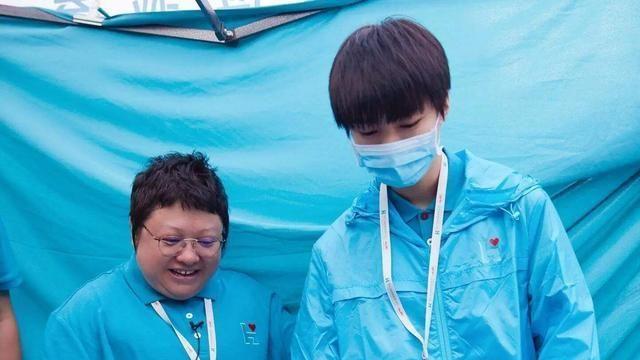 一夜死亡2667人！歌星蕾哈娜豪捐一亿，“铁公鸡”李玟一分不捐