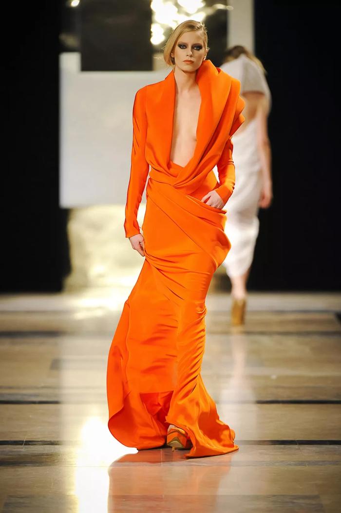 装修设计用爱马仕橙色，只要一点点就能张扬华丽与时尚个性