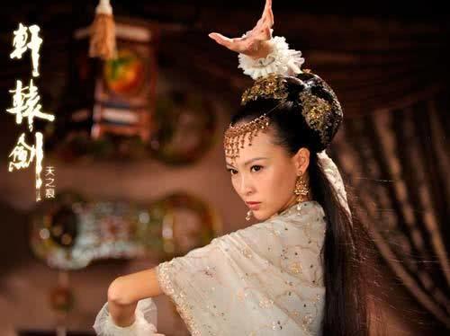 鞠婧祎最美的时候是在《轩辕剑》，开始的哑女后来的透明人