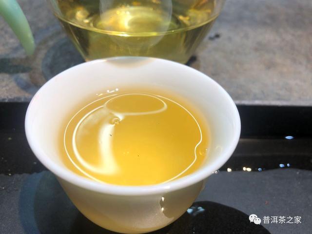 冰岛郊区茶，临沧南美古树茶的特点