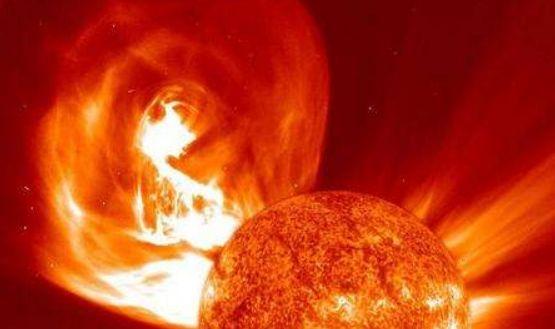 天气警示？太阳风暴正在侵袭地球！每秒420公里，外层大气被加热