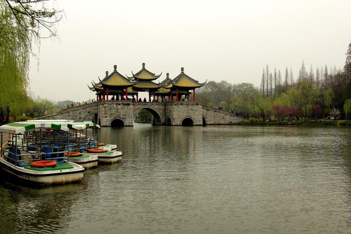 中国最适合养老的4个城市，物价不高，这里生活真的很美