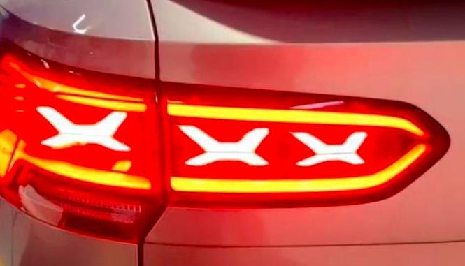 工厂实拍一汽-大众探岳X，换装新车标，或将年中上市