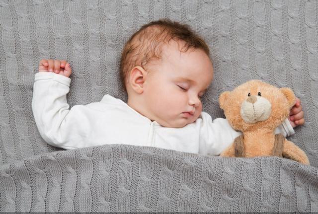 宝宝不睡午觉的原因是怎么形成的？