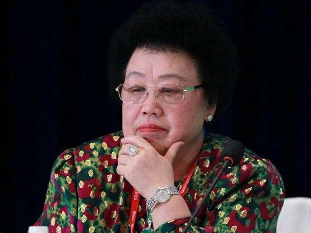中国最富老太太陈丽华，收购北京王府井，耗资两亿建立紫檀博物馆