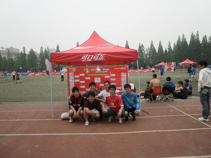 杭州草根足球队迎来了10周年 门兴特地送上祝福
