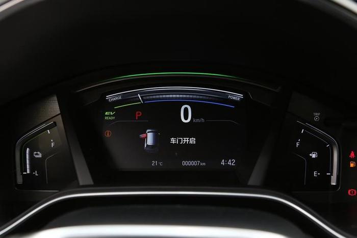【帮你选车】SUV也能很好开？ 动力总成很关键 CX-5对比皓影