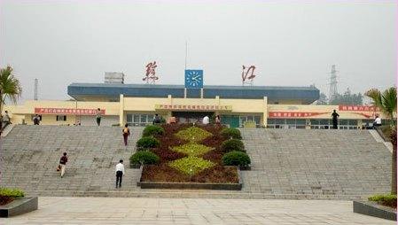 重庆市黔江区主要的两座火车站一览