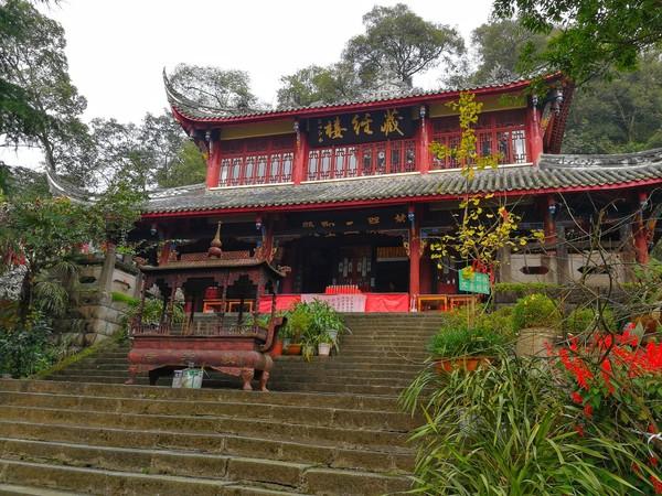 四川深山中的般若寺，至今已有600年历史，距都江堰半小时车程