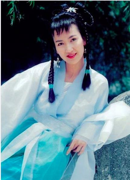 童年时期都把赵雅芝当女神，原来叶童陈美琪年轻时颜值也这么能打